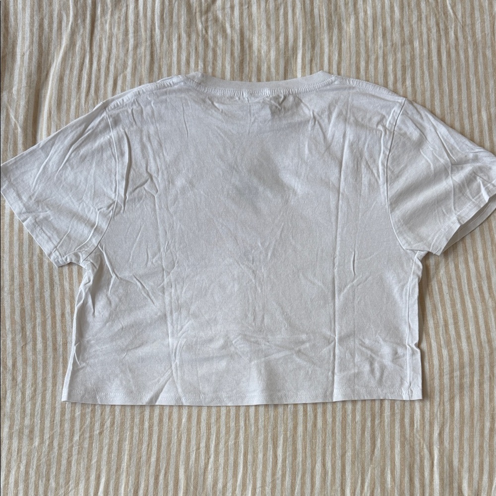 NWOT Sweet Claire White Crop Tee with Bow & Martini Graphic - Picture 3 of 3